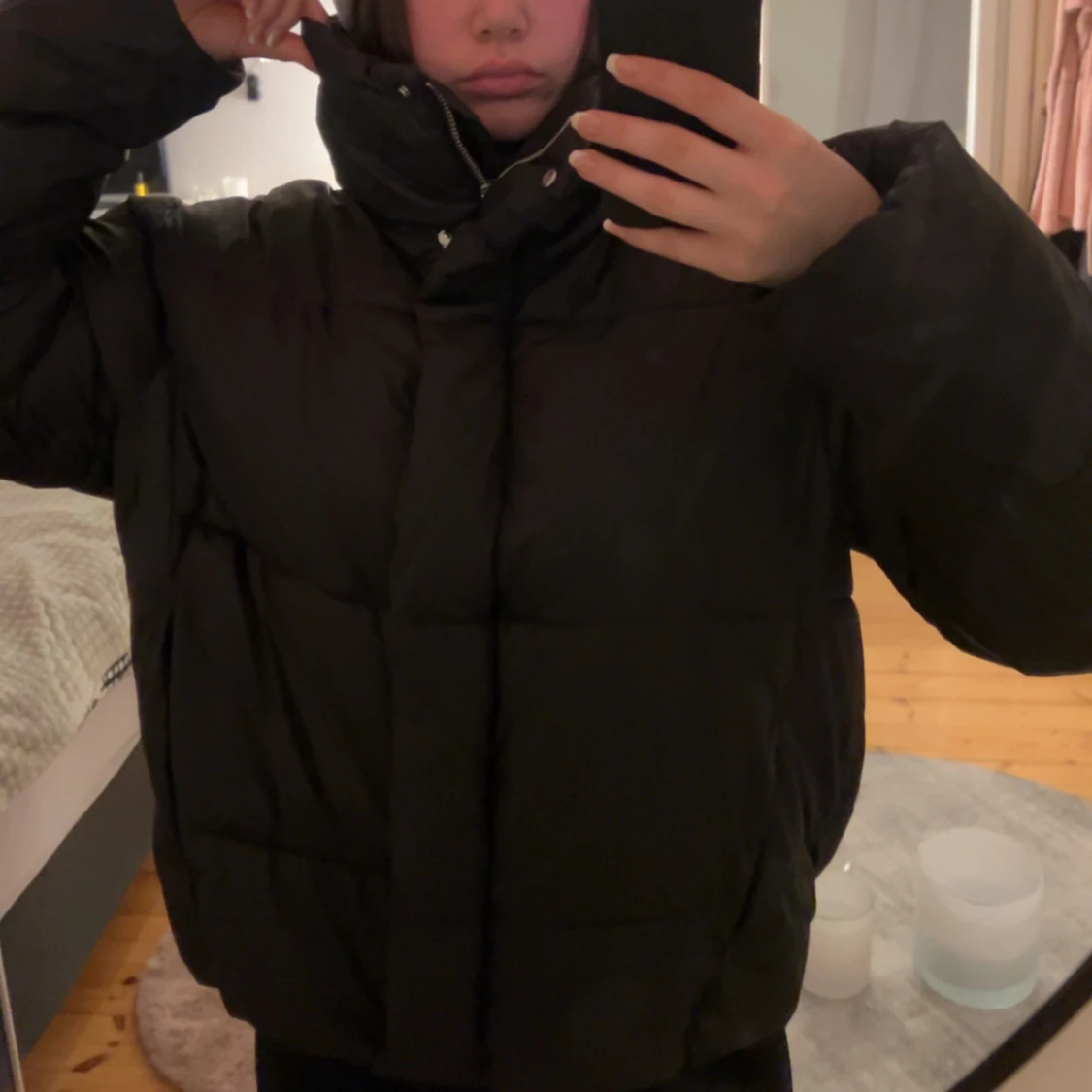 Svart pufferjacka från H&M - 90