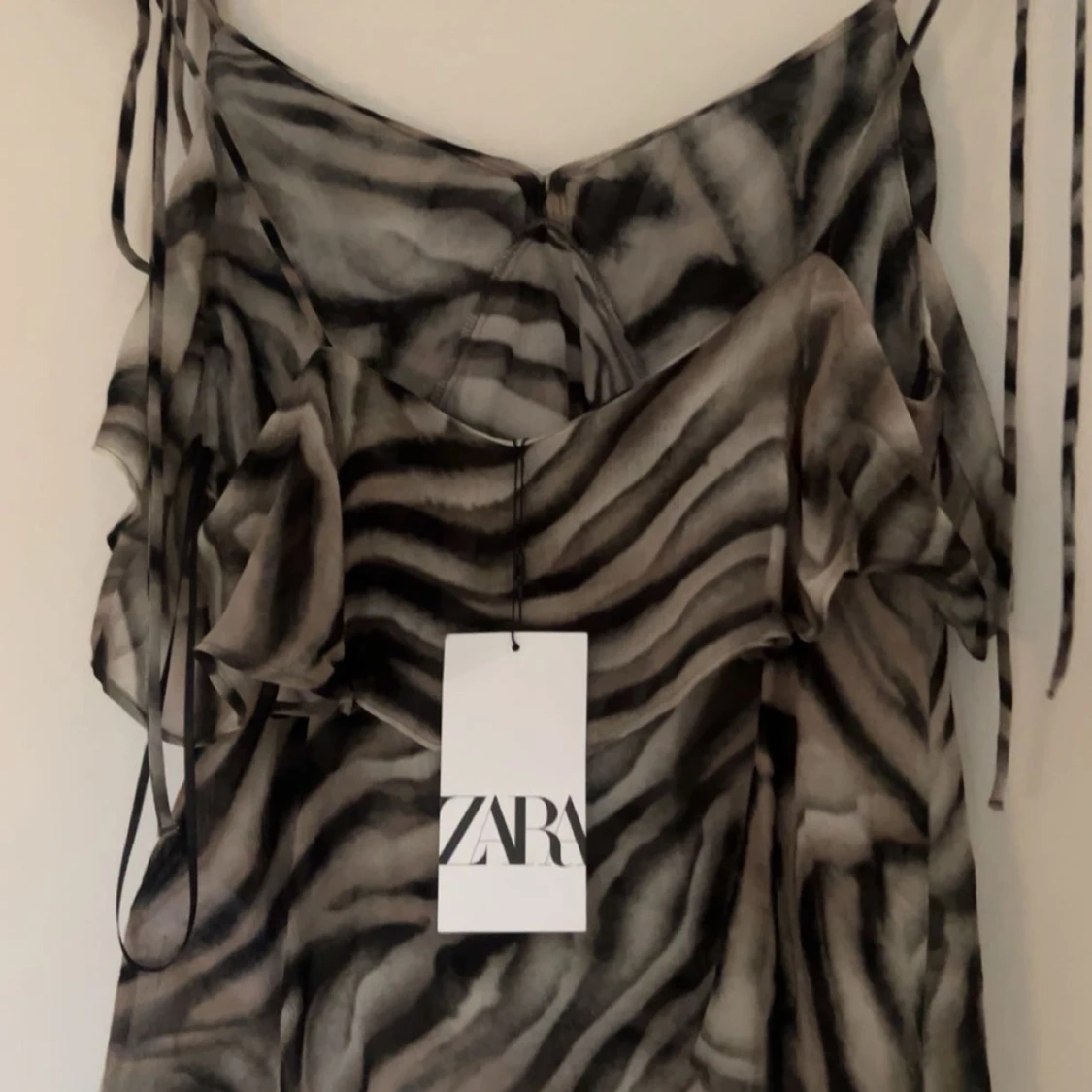 Zebramönstrad topp från Zara - 90