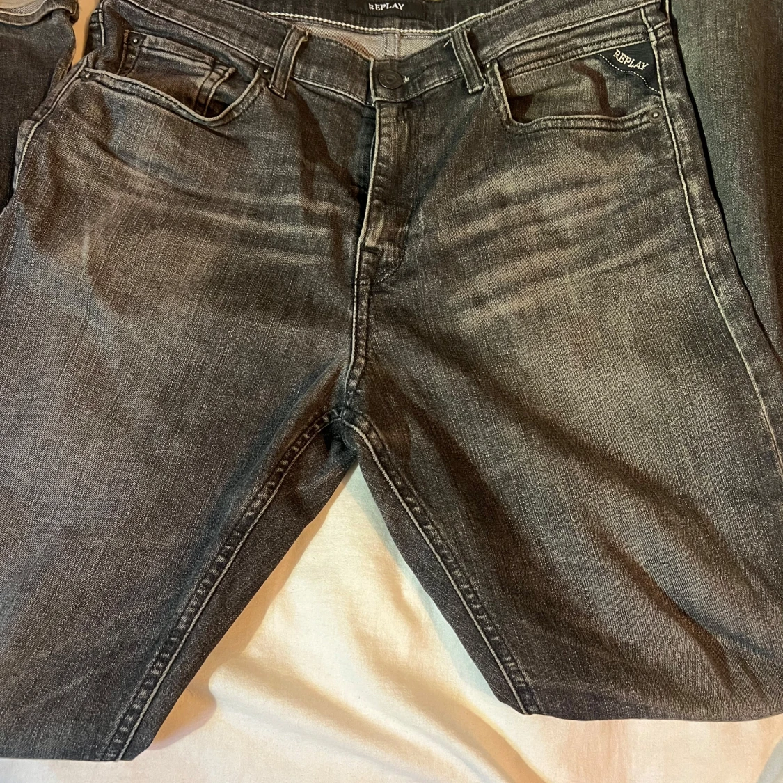 Två par replay jeans - 90