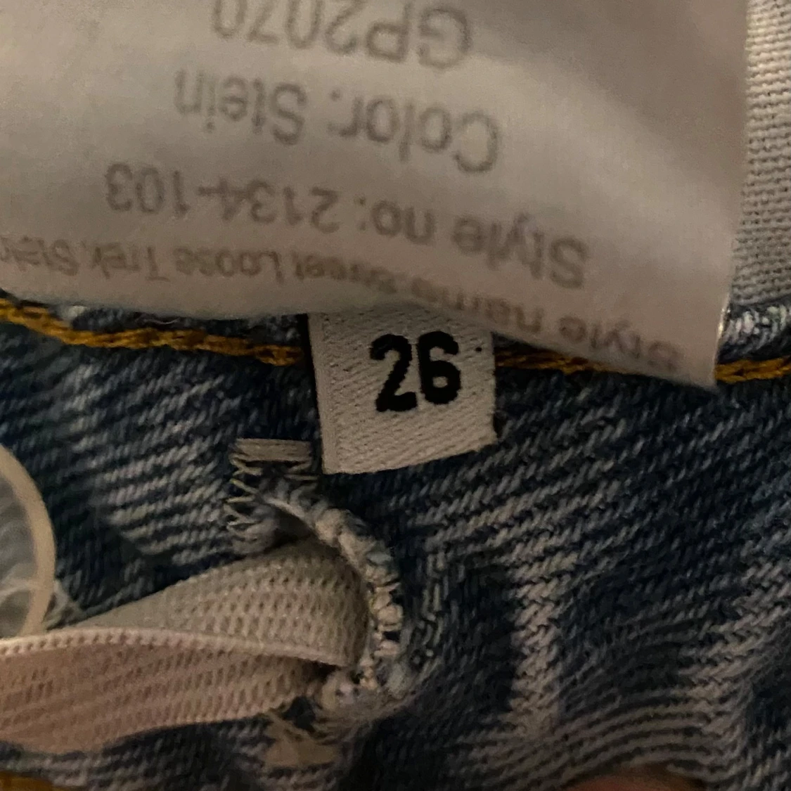 Ljusblå jeans
