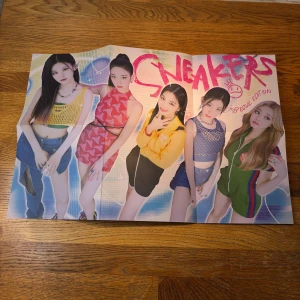 Itzy poster  - Från Checkmate special edition album 