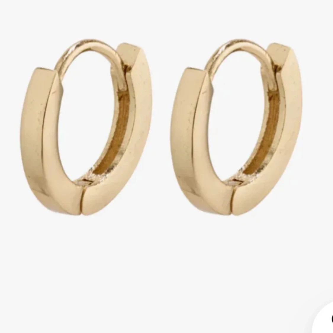 Guldiga örhängen (3par)