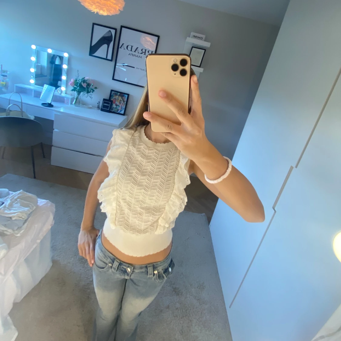 Vit ärmlös topp från Holly & Whyte