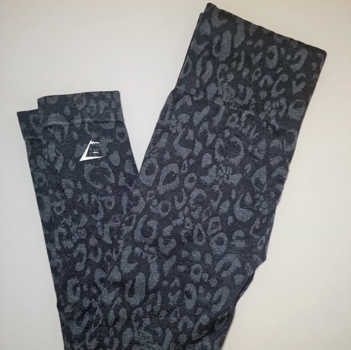 Leopardmönstrade leggings från Gymshark