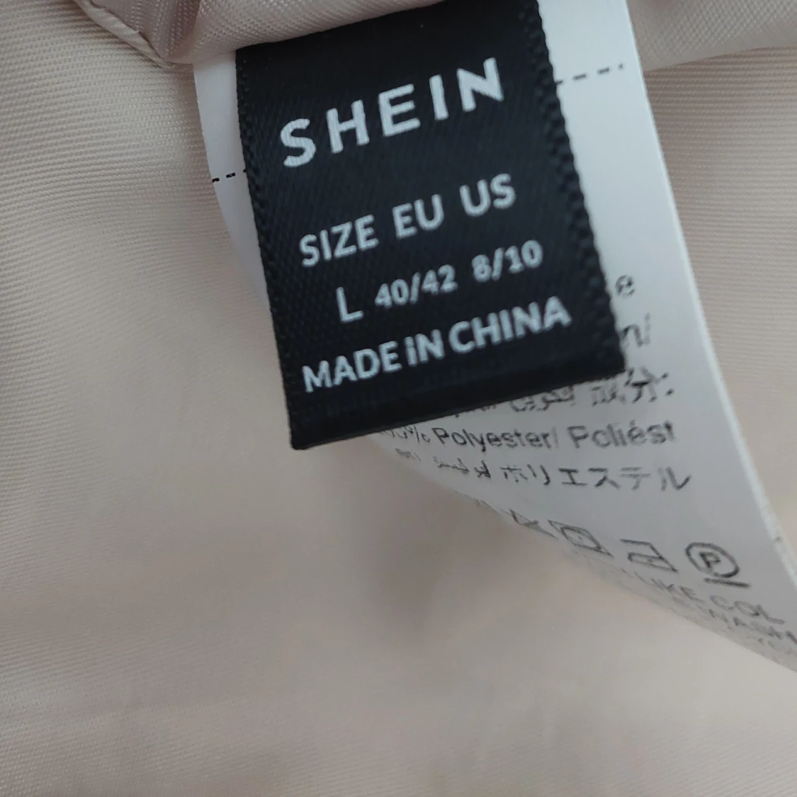 Beige lång dunjacka med huva - 4