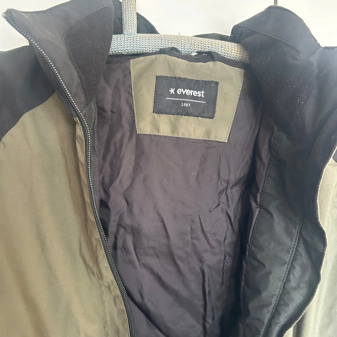 Grön och svart jacka från Everest - 3