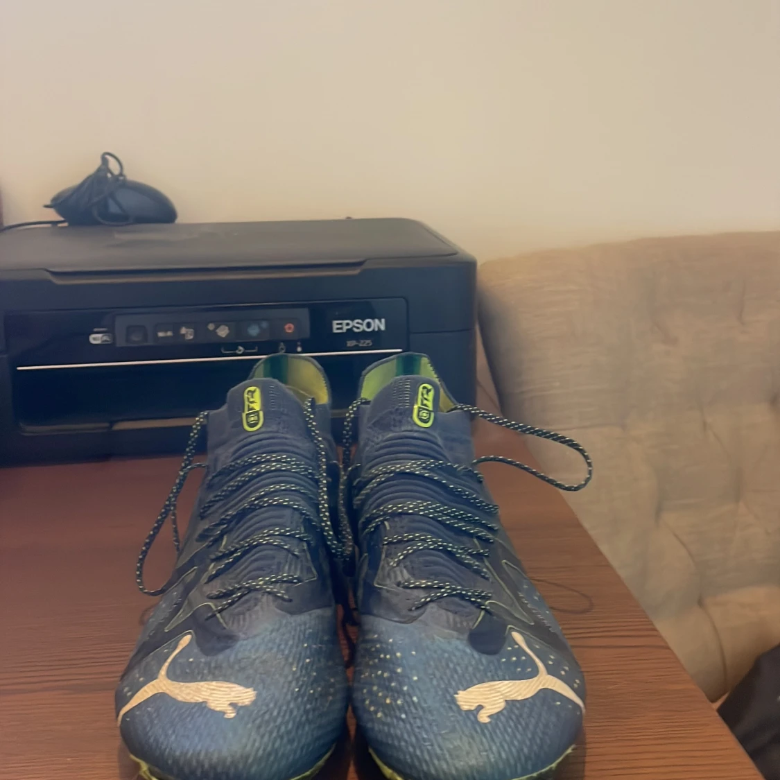 Blå fotbollsskor från Puma. Elite model - 1