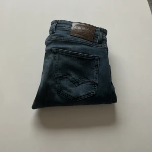 Replay Jeans  - Riktigt feta replay jeans som är i mycket bra skick vårat pris 299 som är skit bra pris🙌🏻inga defekter 