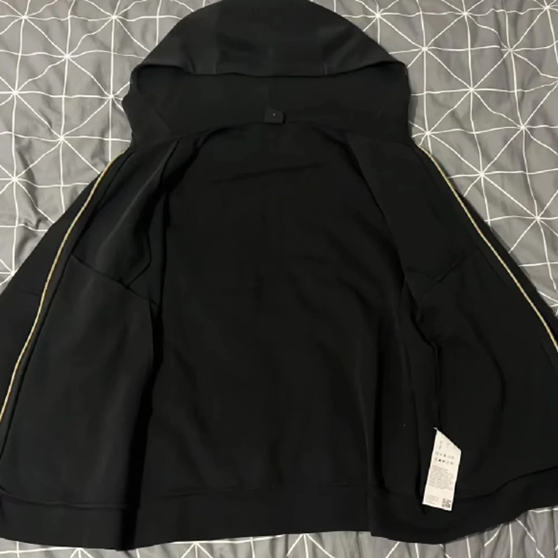 Svart huvtröja från Boss - 1