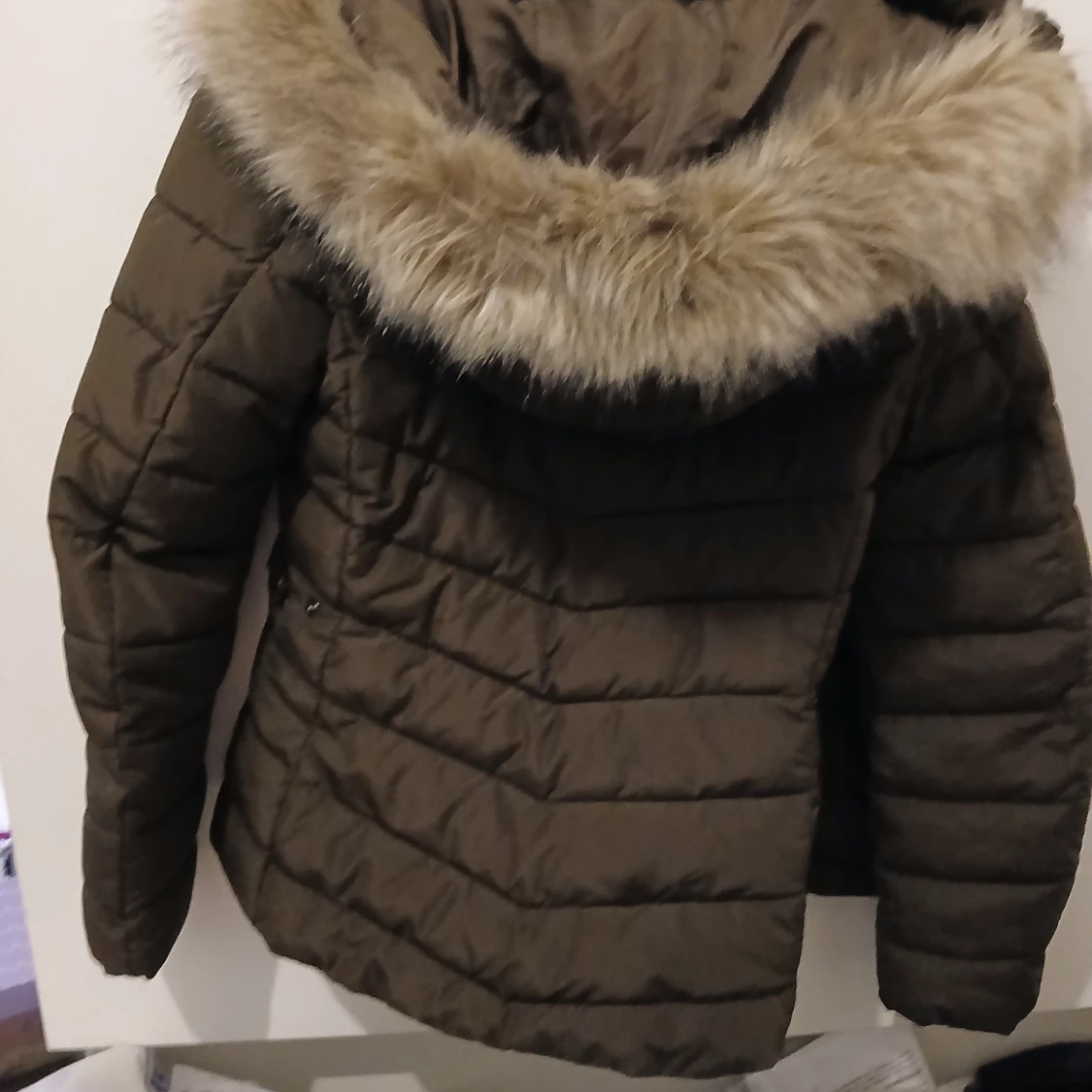 Brun dunjacka från H&M - 2