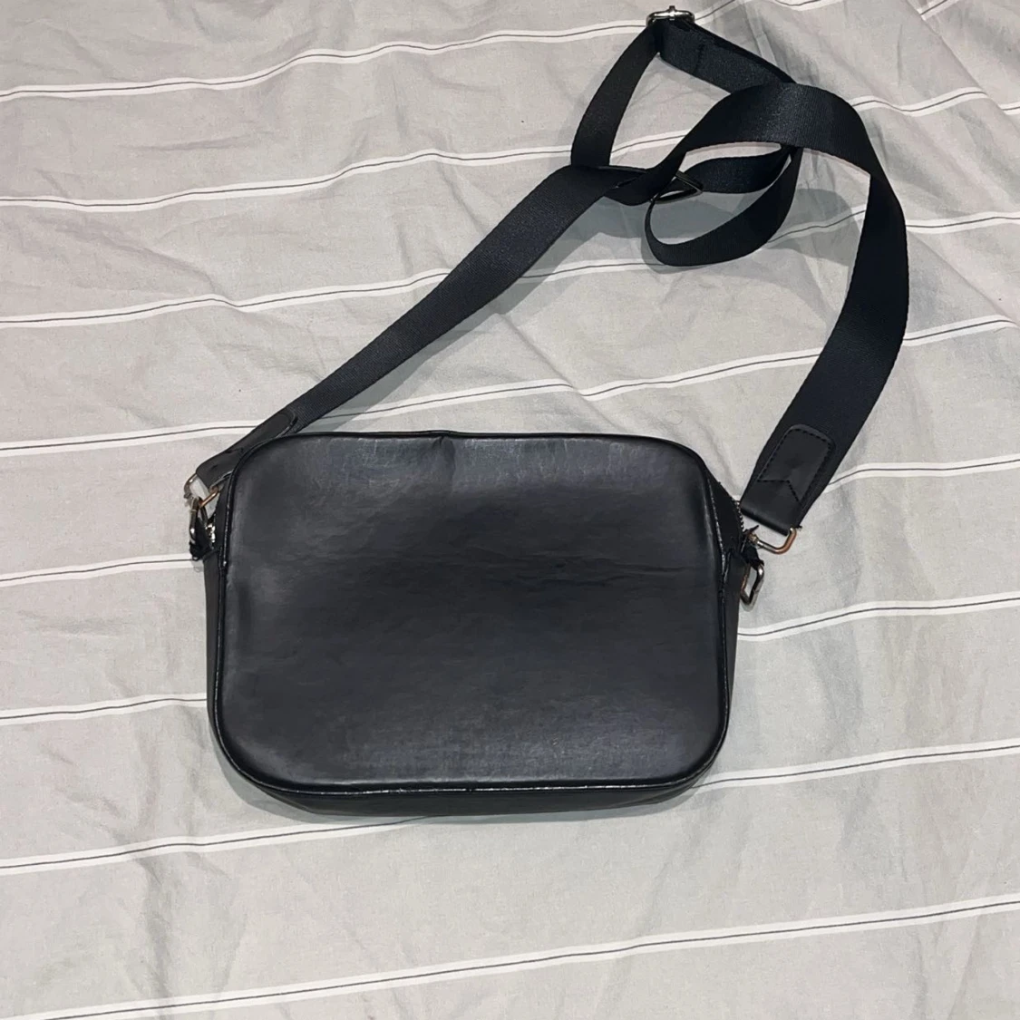 Brun och svart axelväska från Fendi - 1