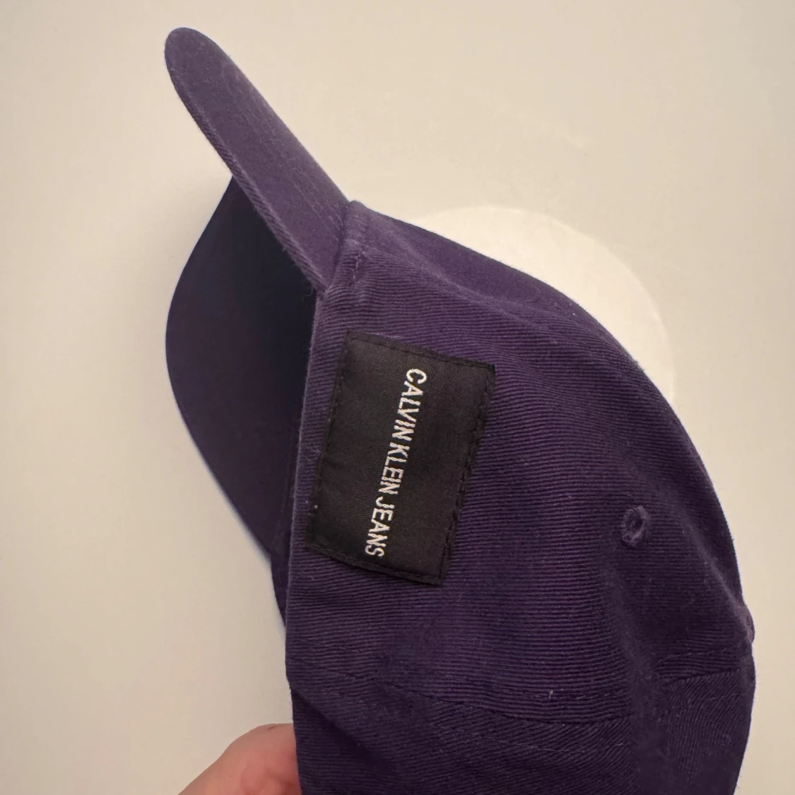 Lila keps från Calvin Klein Jeans - 2