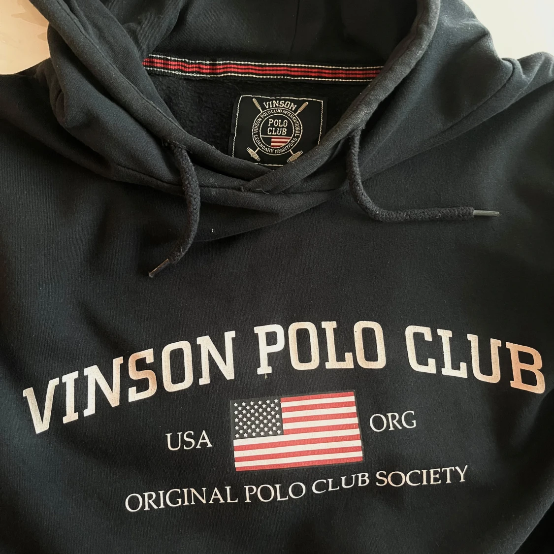 Svart/Blå hoodie från Vinson Polo Club - 1