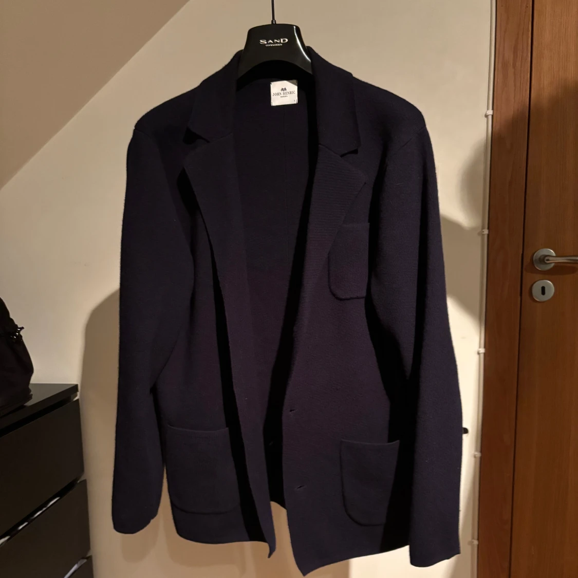 Mörkblå stickad kavaj från John Henric - 3