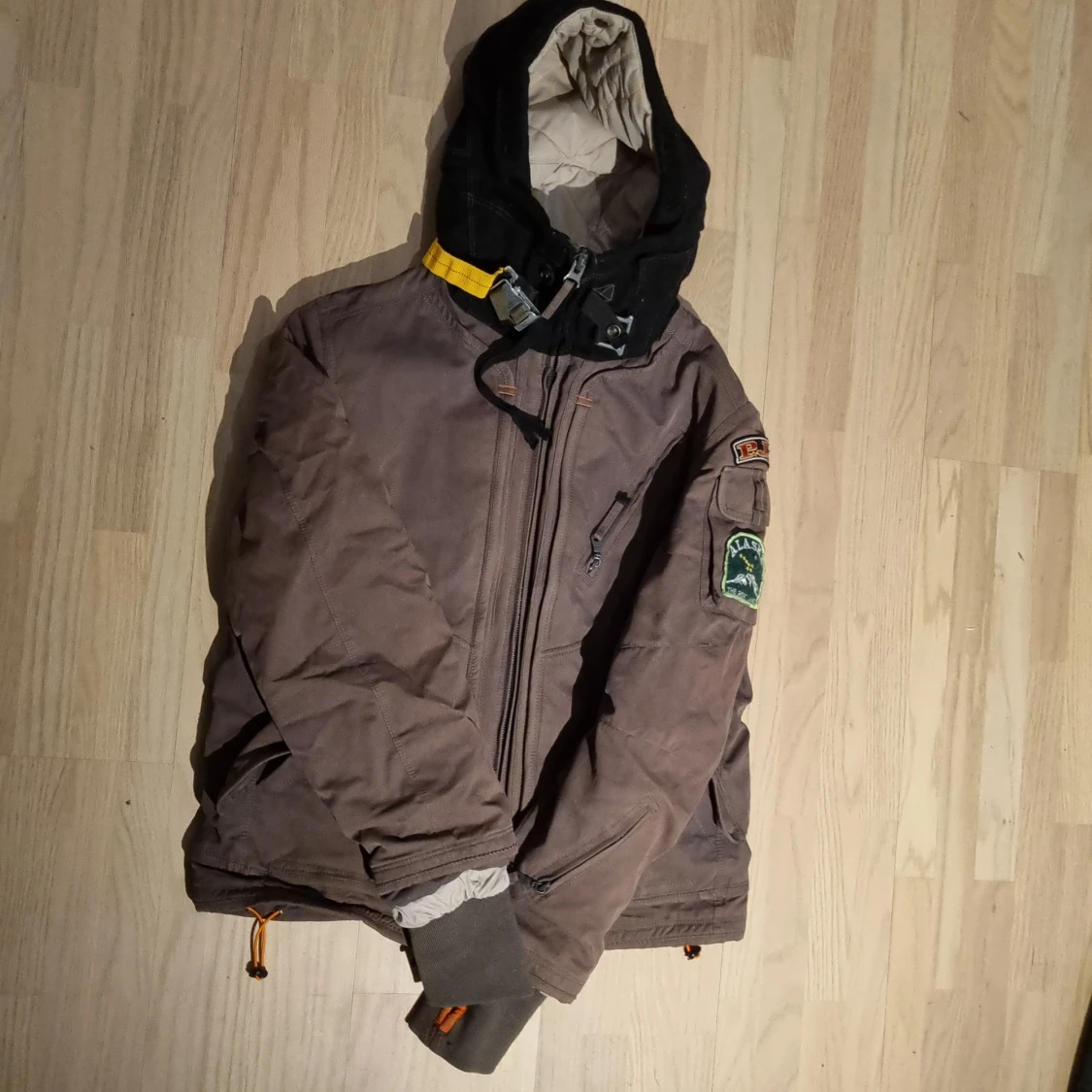 Brun jacka från Parajumpers - 1