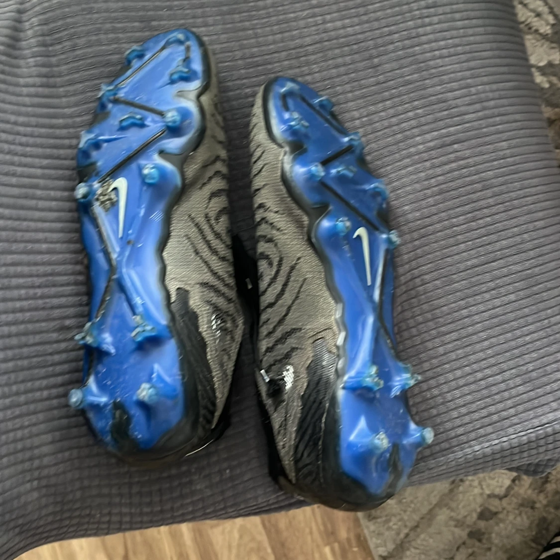 Nike fotbollsskor med zebramönster - 3