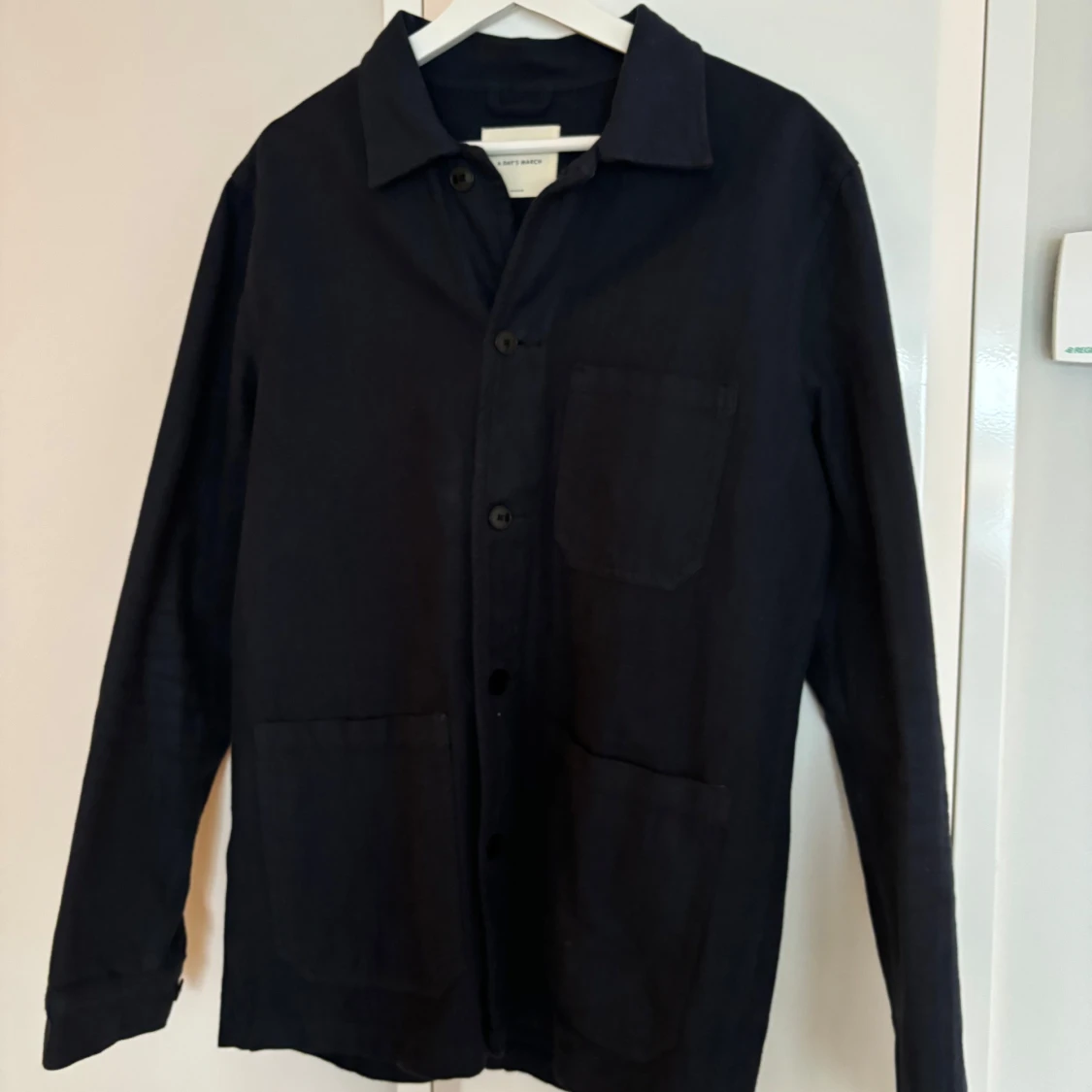 Marinblå Overshirt från A Day’s March