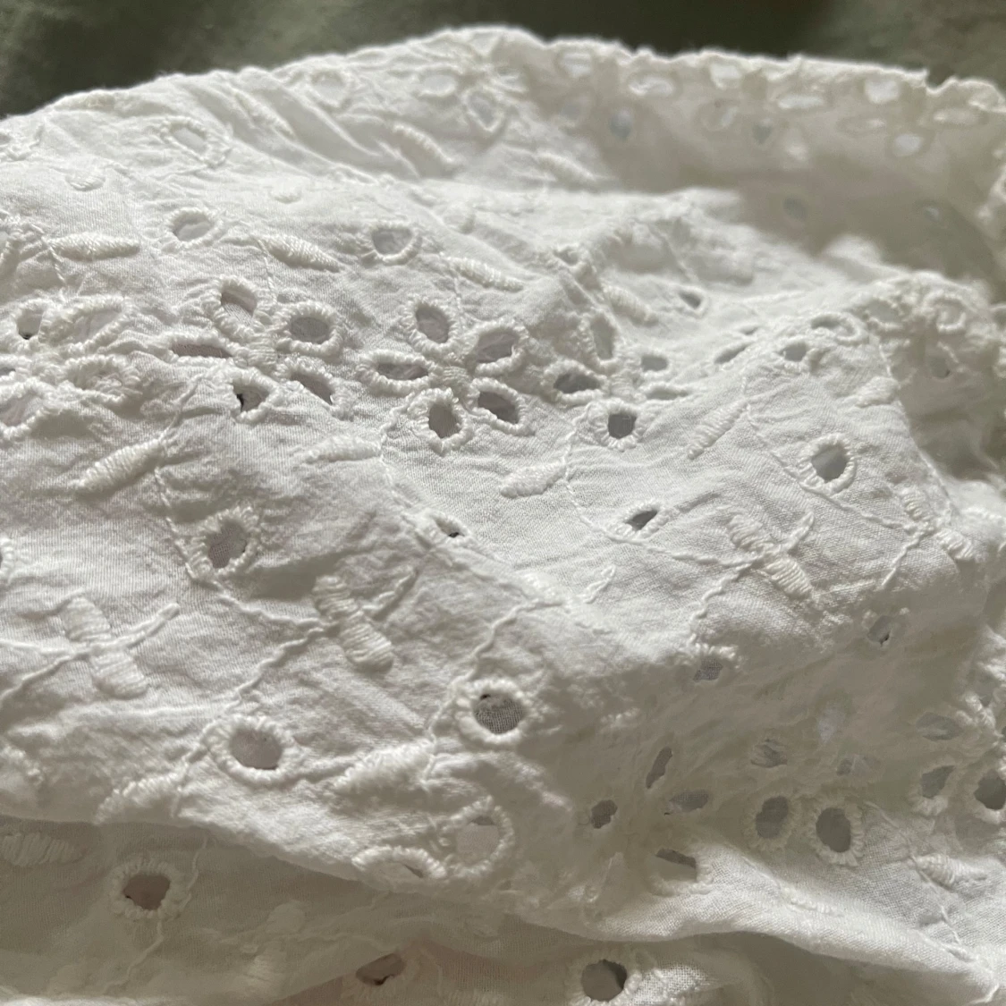 Vit blus från Nelly - 2