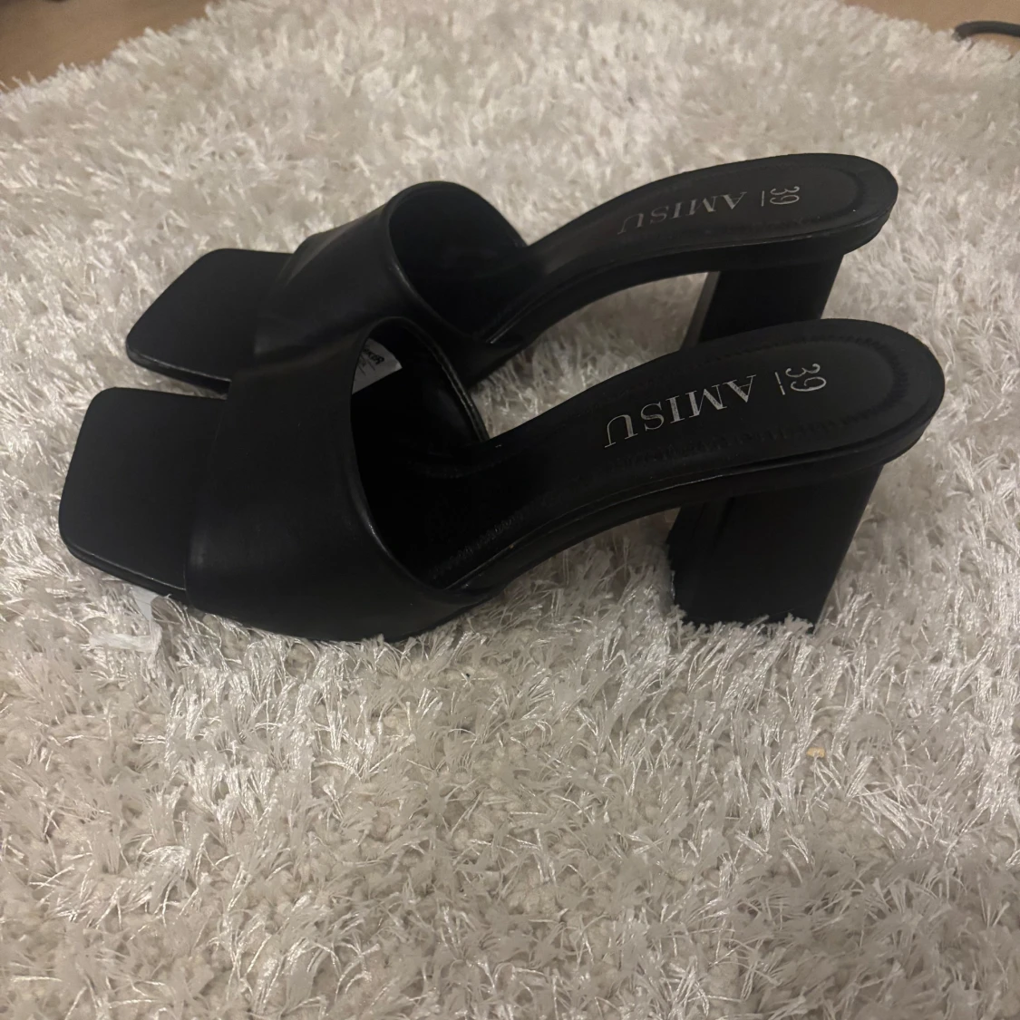 Svarta klackskor från Amisu - 1