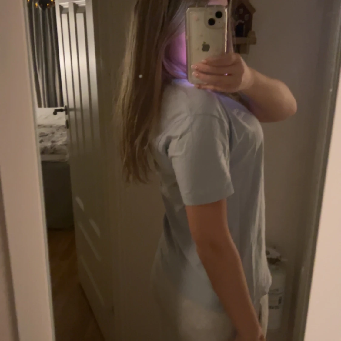 Ljusblå t-shirt - 93