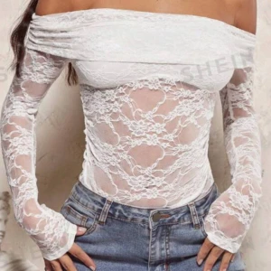 snygg tröja - endast testade från shein, båda två 100. Ena 50kr