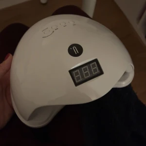 Uv lampa nailster - Oanvänd uv lanpa från nailster. Ursprungspris: 399 kr Mitt pris: 299