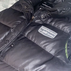 Peakperformance väst - Stl XS , bra skick knappt använd🥰