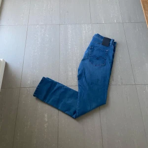 Replay Jeans  - Säljer nu dessa replay jeans, skriv för fler bilder/frågor🙌🏼