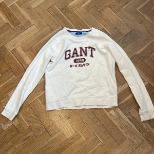 Sweatshirt  - Bra skick