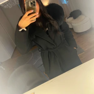 Holiies - Kappa från hollies, inga fläckar eller defekter