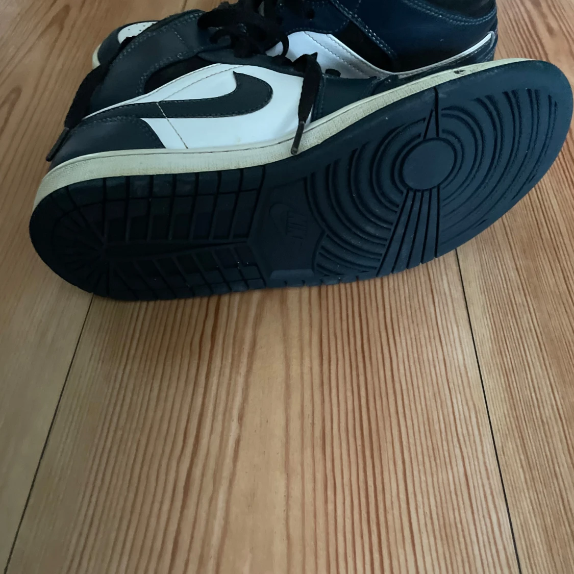 Jordan 1 dark teal - 29