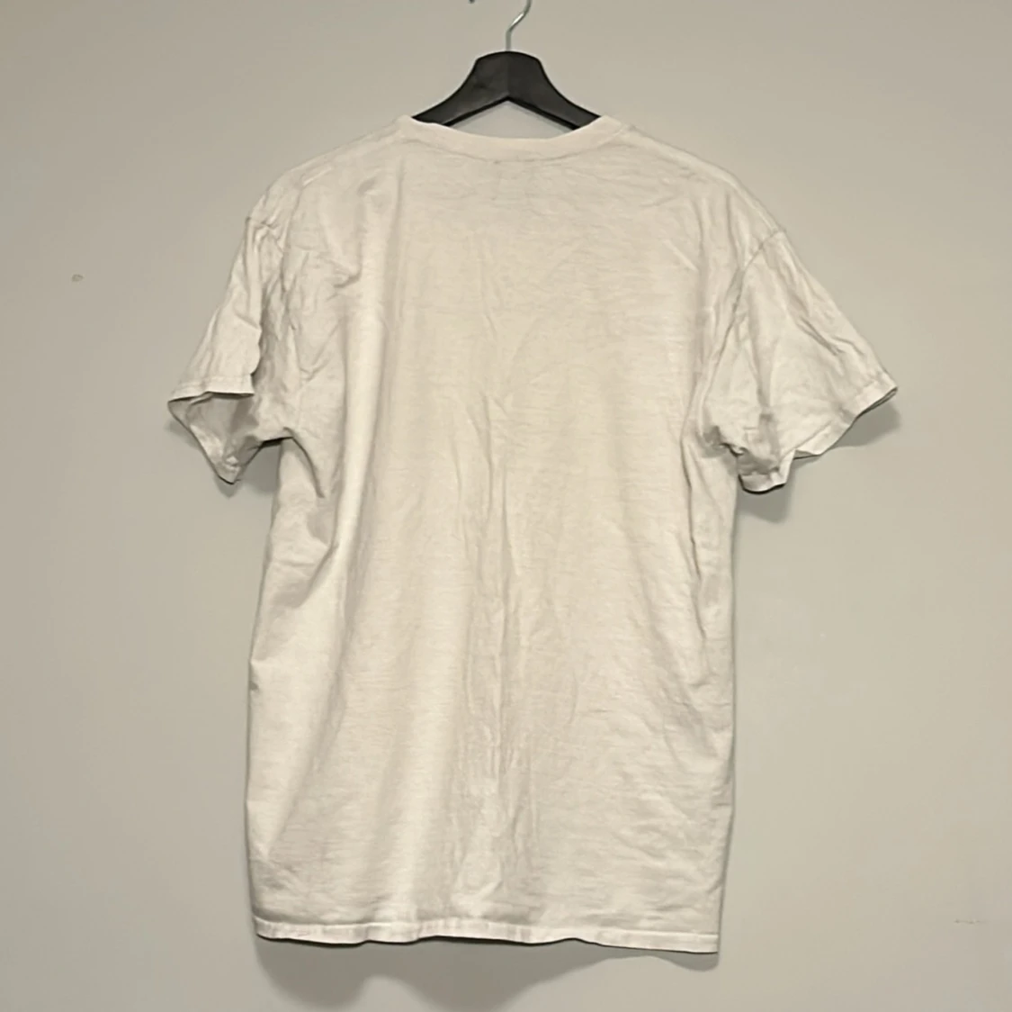 Vit Thrasher t-shirt med färgglatt tryck - 90