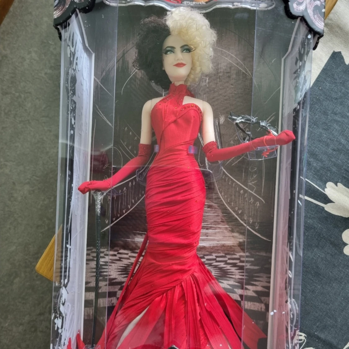 Disney Cruella de Vil docka limited edition