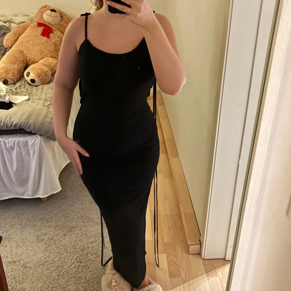 Svart glittrig klänning