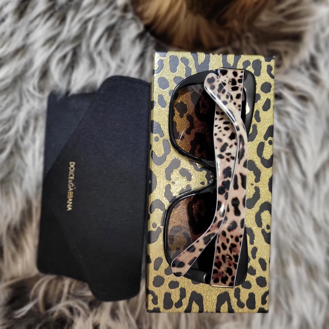 Leopardmönstrade solglasögon från Dolce & Gabbana - 90