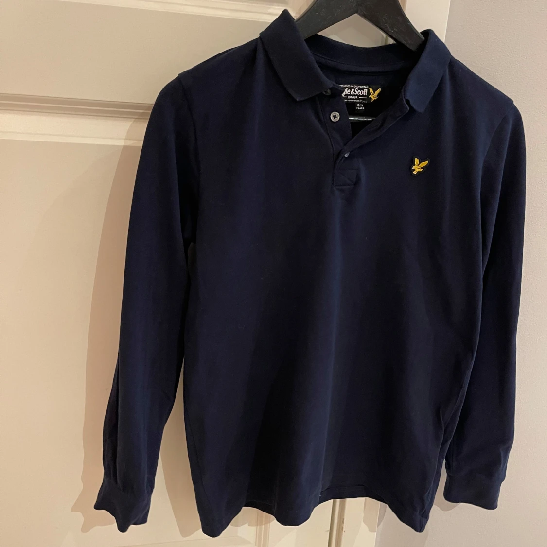 Mörkblå pikétröja från Lyle & Scott - 91
