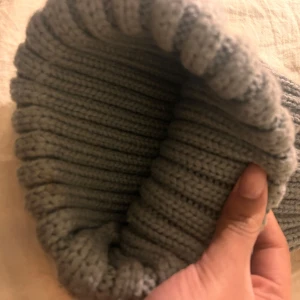 moncler mössa - mössa från garroff i äkta päls