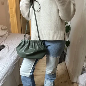 Jättefin väska💚 - LÅNAD BILD. Superfin väska passar till allt!