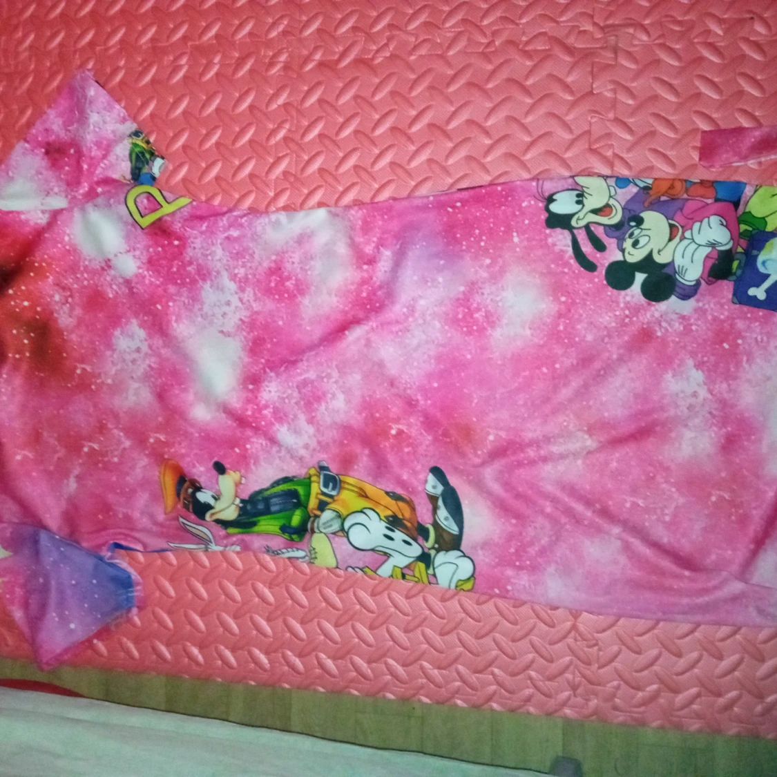 Färgglad bomberjacka med Disney-motiv - 92