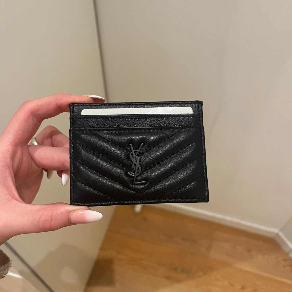 Svart quiltad kortfodral från YSL - 2