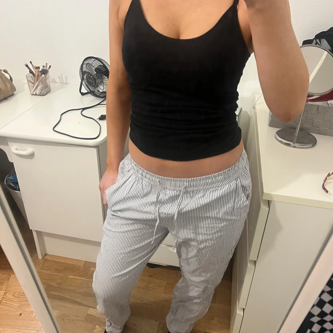 Randiga byxor i bomull