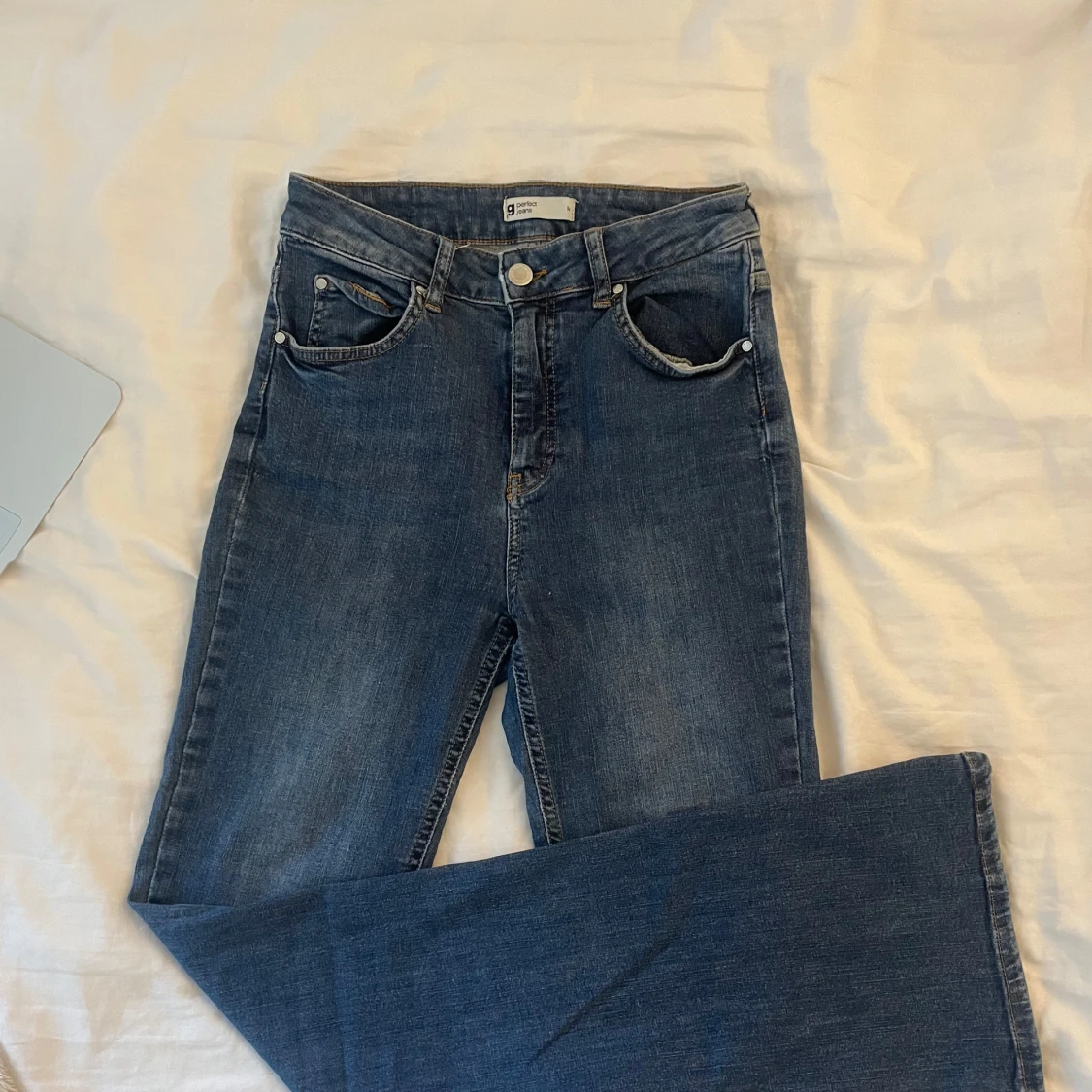 Blåa jeans från Gina Tricot  - 2