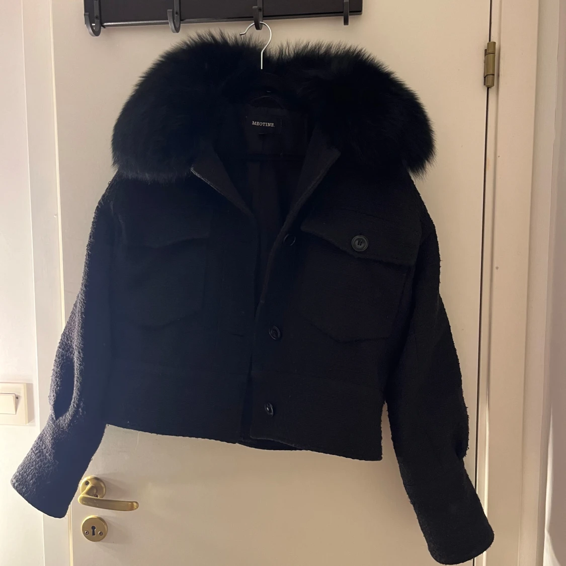 Svart pälsa jacka från Meotine - 1
