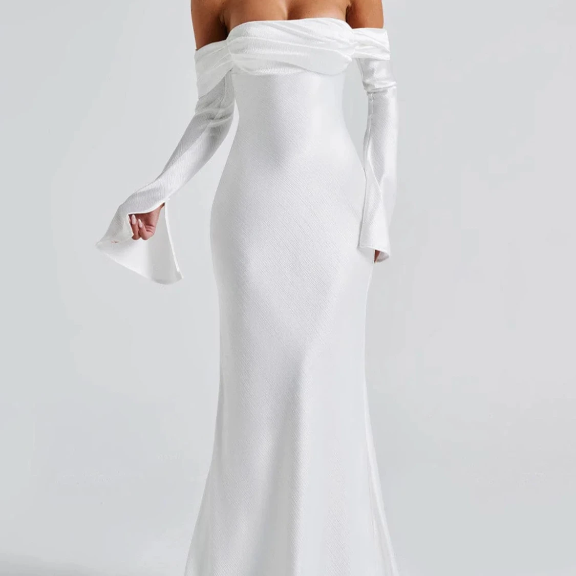 Vit långklänning från Babyboo