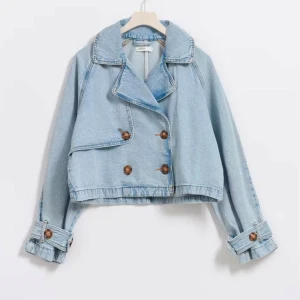 Jeans jacka  - Super fin jeans jacka från Gina som är använd en gång!💗