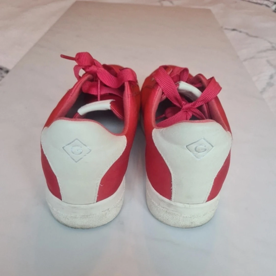 Röda sneakers från Gant - 2