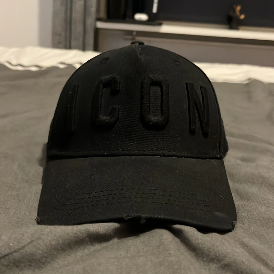 Svart keps från Dsquared2