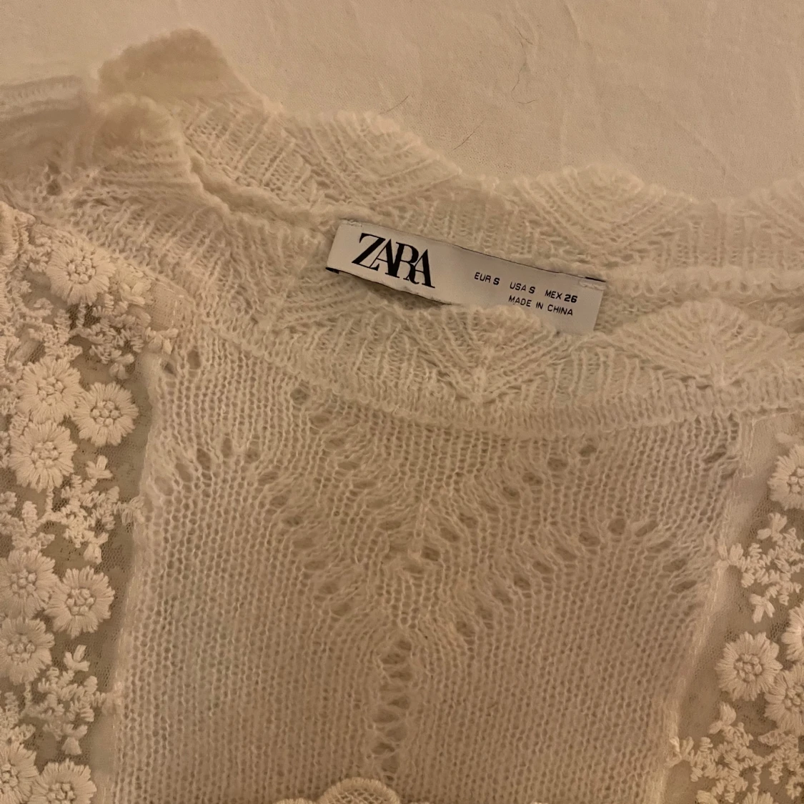 Vit stickad tröja från Zara - 91
