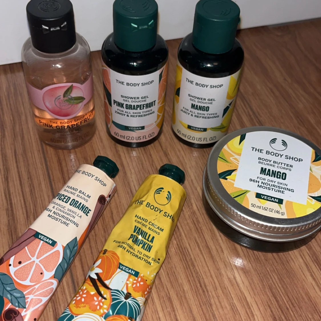 Hudvårdsprodukter från The Body Shop🩷💛🧡💚