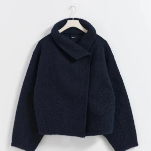 Mörkblå teddyjacka - Fin jacka från Gina tricot 💗